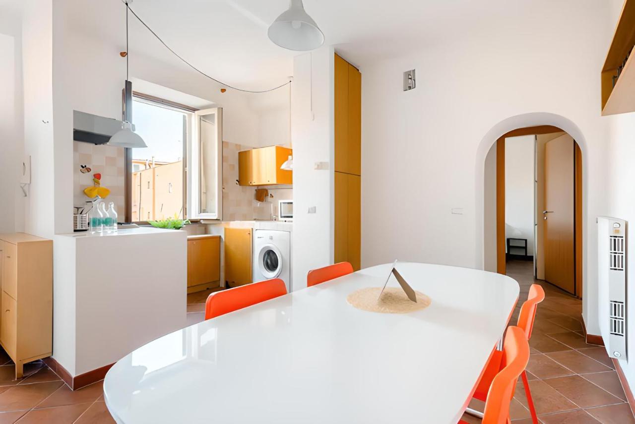 Giulia Apartment In Trastevere Rom Exteriör bild