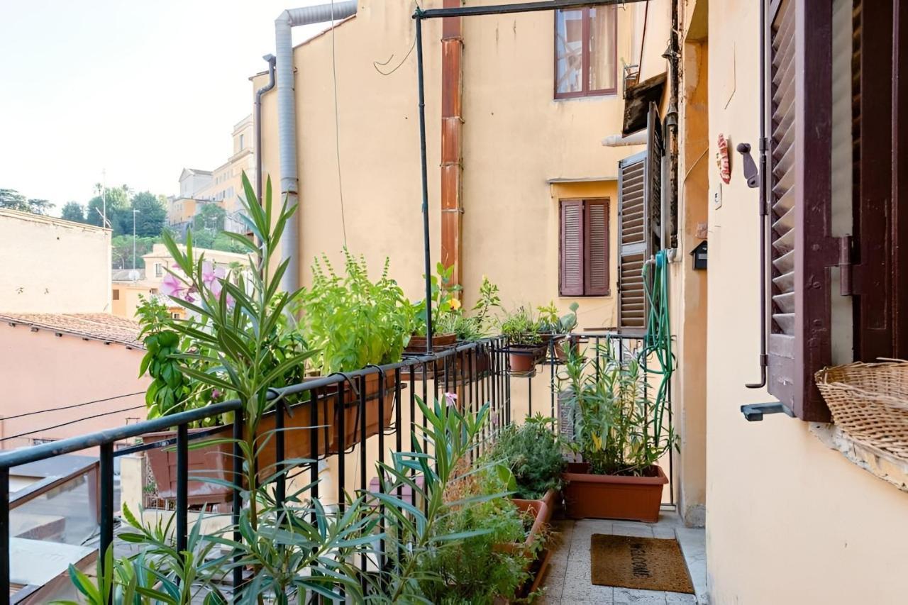 Giulia Apartment In Trastevere Rom Exteriör bild
